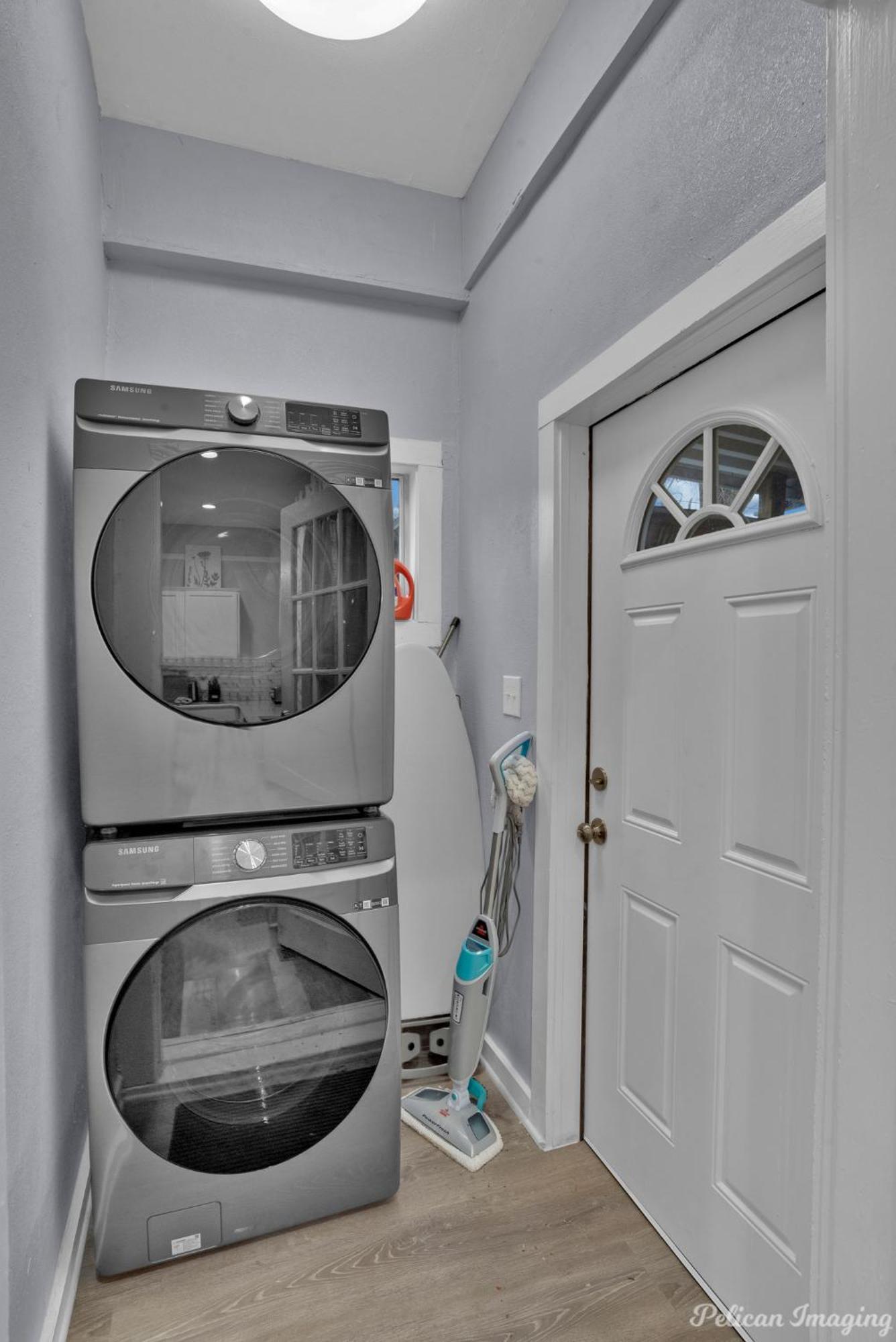 Renovated, Spacious, Historic. Hébergement de vacances *
